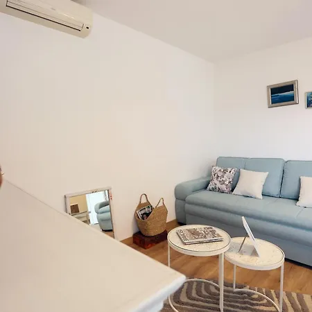 Sunsetview Apartment With Balcony Split Exterior photo